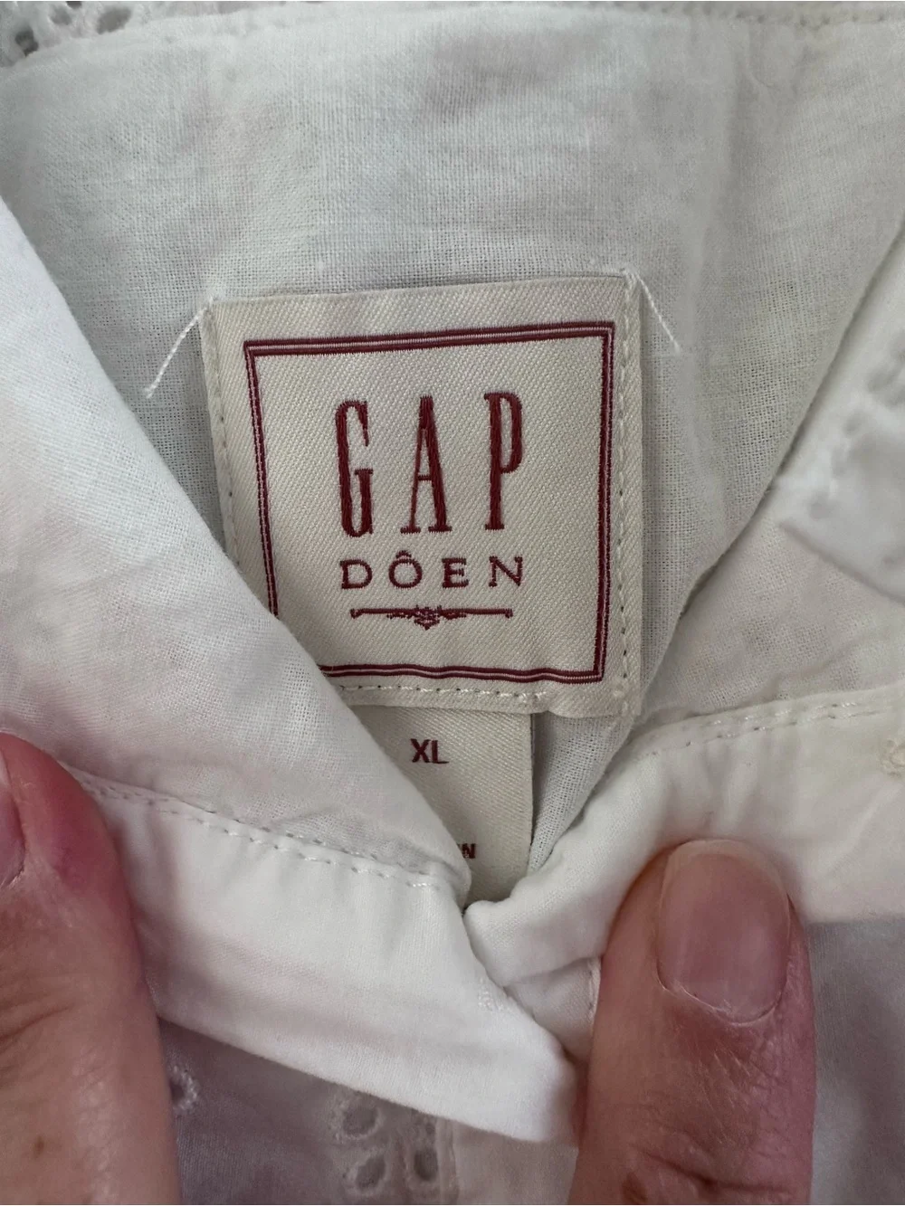 Doen for Gap • girl’s eyelet dress in white with buttons down front